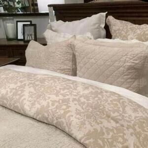 Pottery Barn Jacquard Medallion King Duvet Cover Blush Pink / Cream